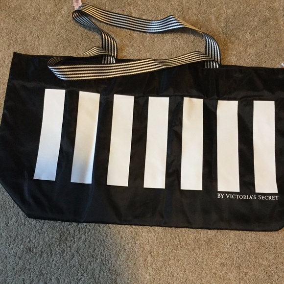 Women's Victoria Secret Tote Bag NWT - Picture 5 of 5